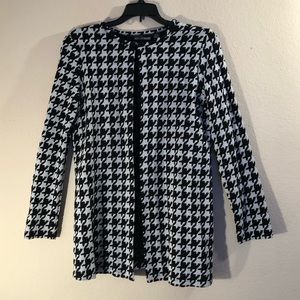 Woman’s Nina Leonard Houndstooth Jacket